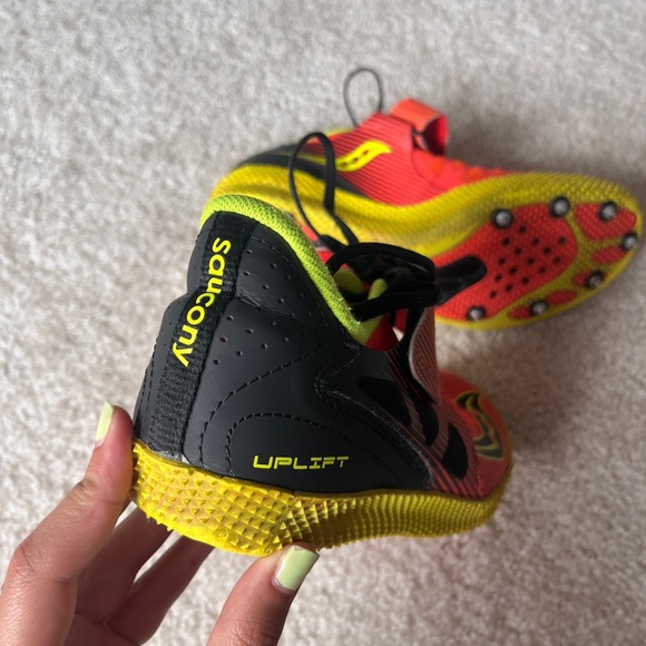 saucony high jump spikes size 7.5 - Picture 3 of 4